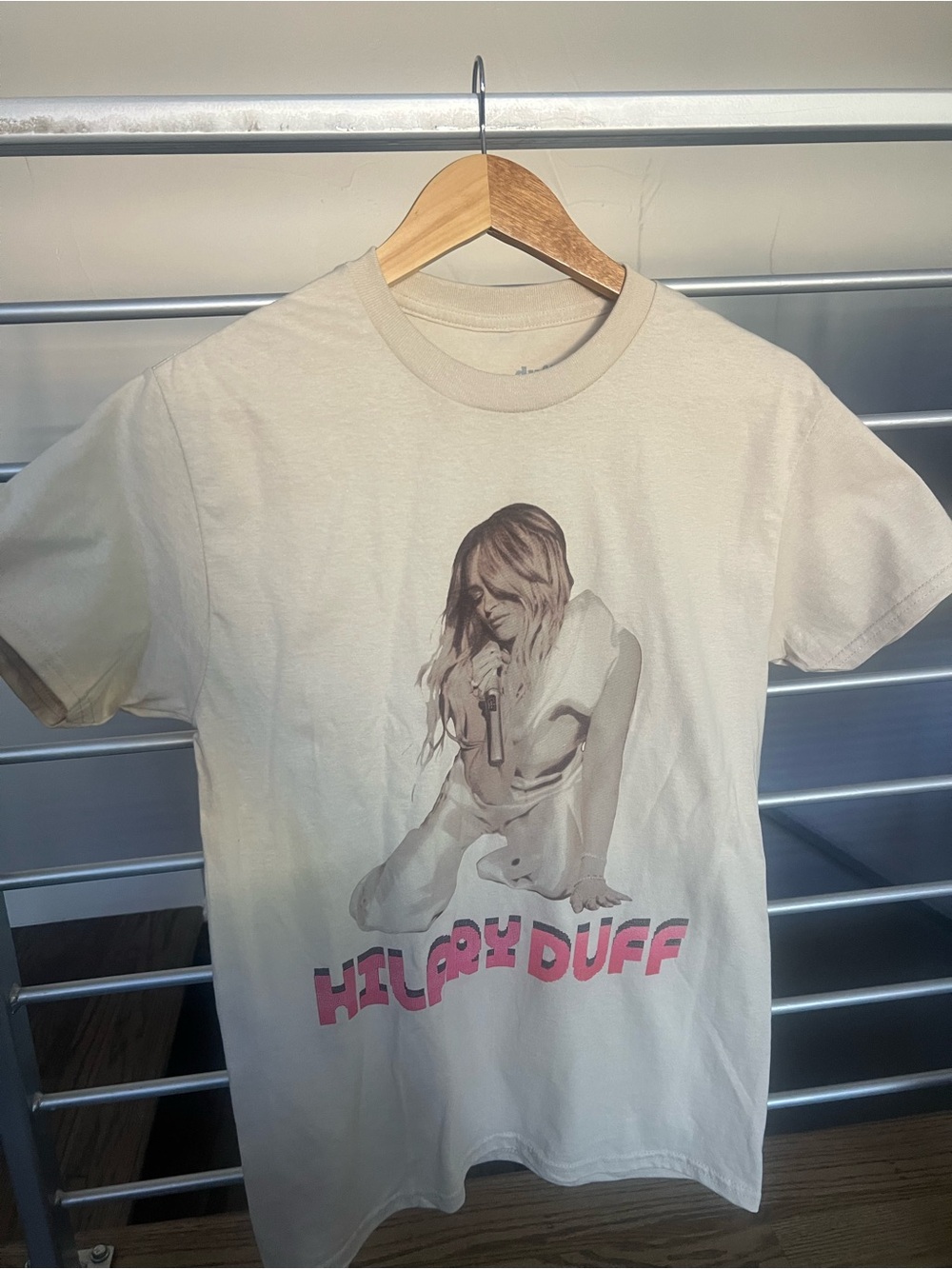 Hilary Duff concert tee
